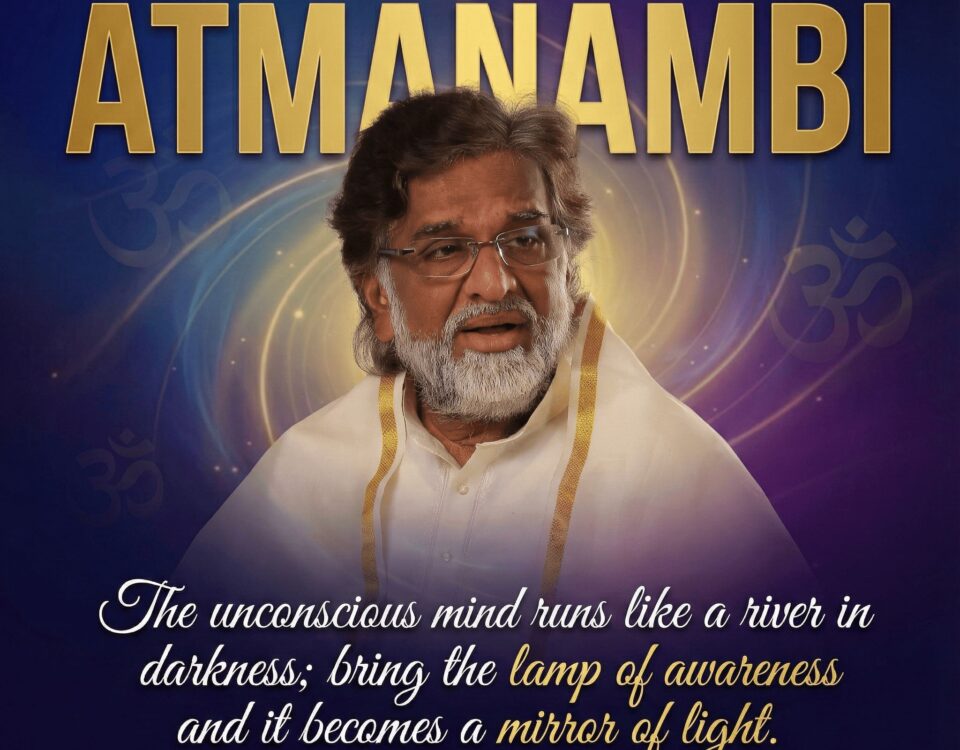 “AtmaNambi teaching that awareness transforms the unconscious mind into a mirror of light.”